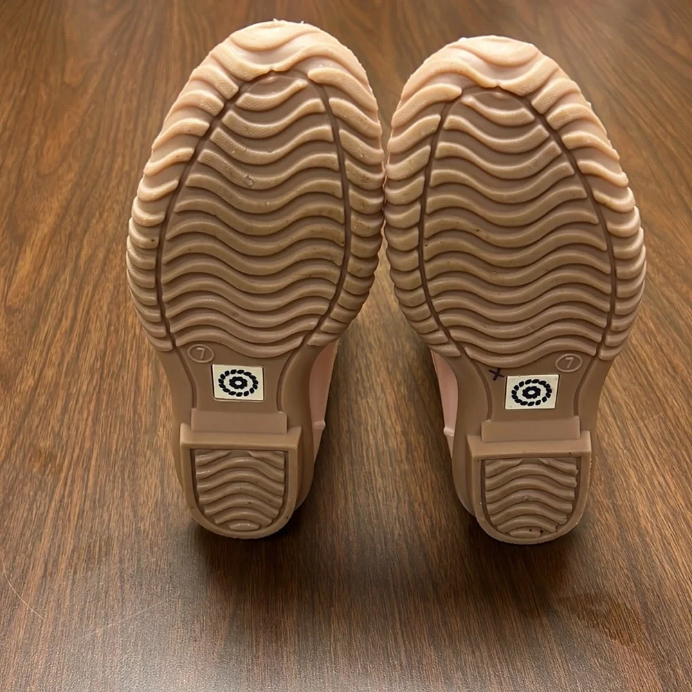 Pink Jack Rogers‎ boots, size 7